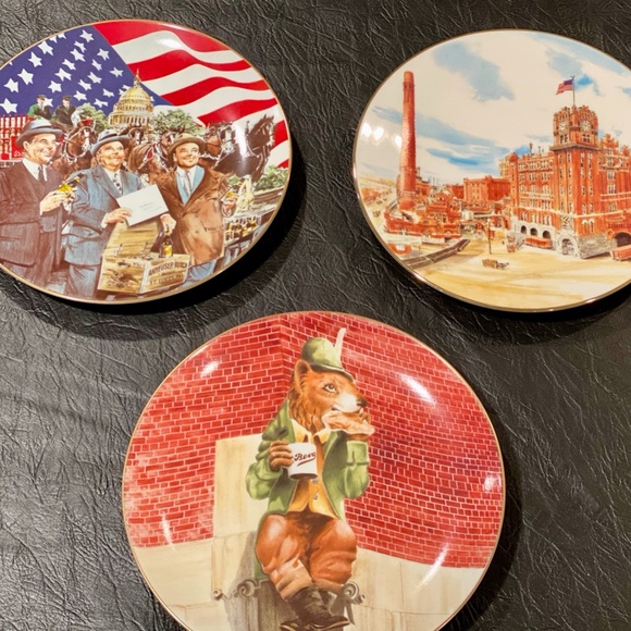 Unique Gift, Very Limited Ed. Anheuser-Busch 3 collectible decorative plates set
